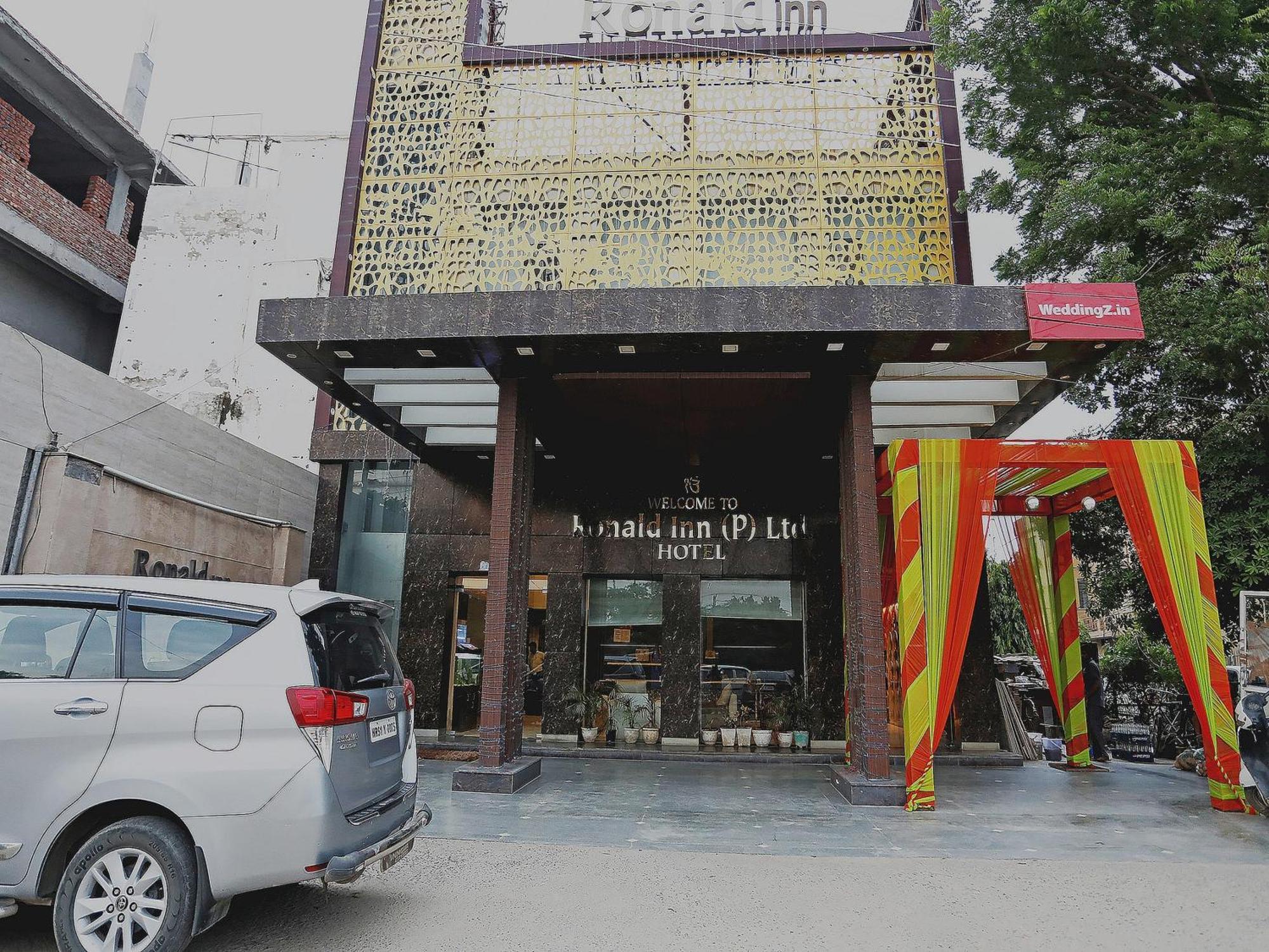 Fabhotel Ronald Inn 法里达巴德 外观 照片