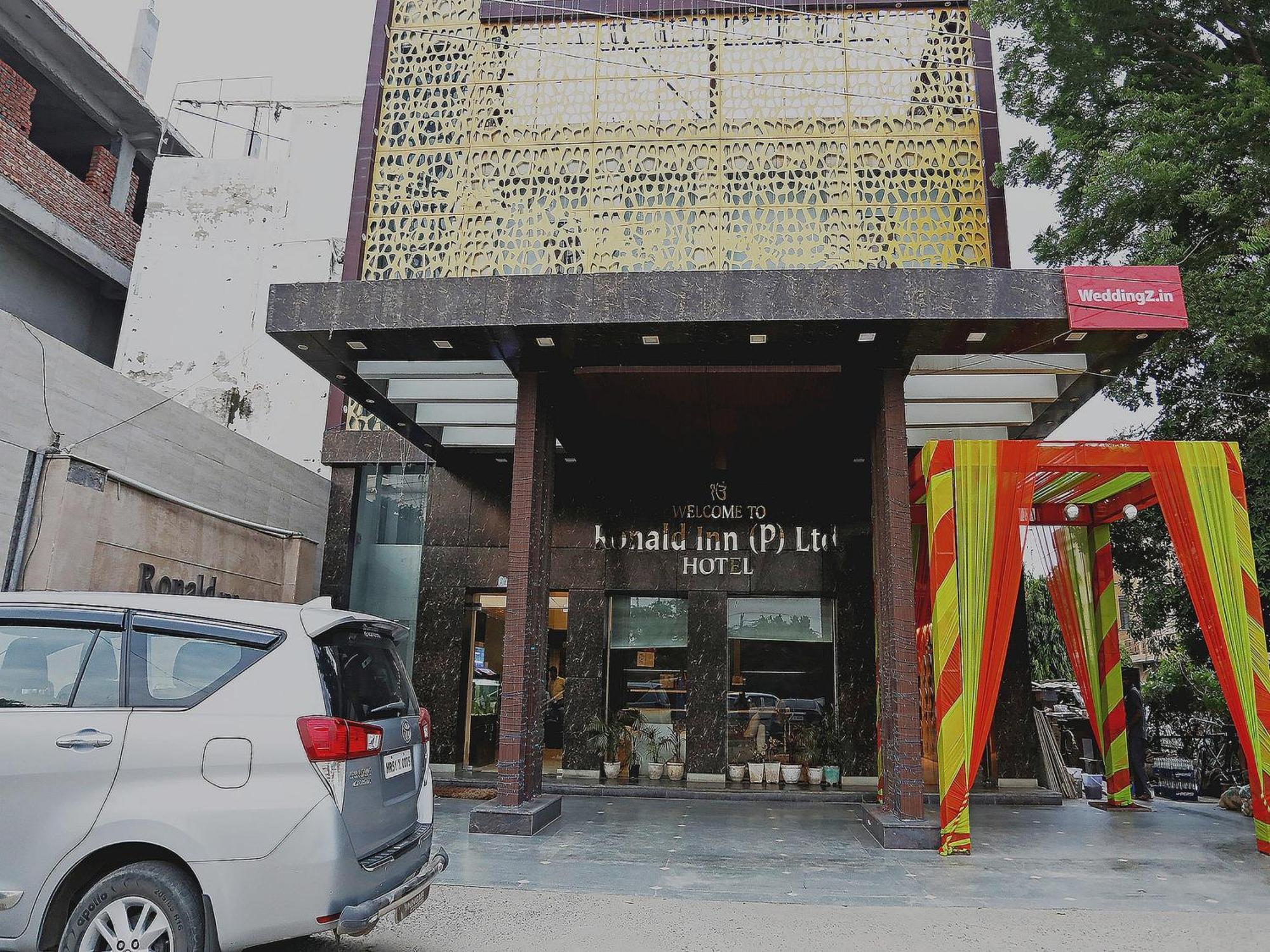 Fabhotel Ronald Inn 法里达巴德 外观 照片