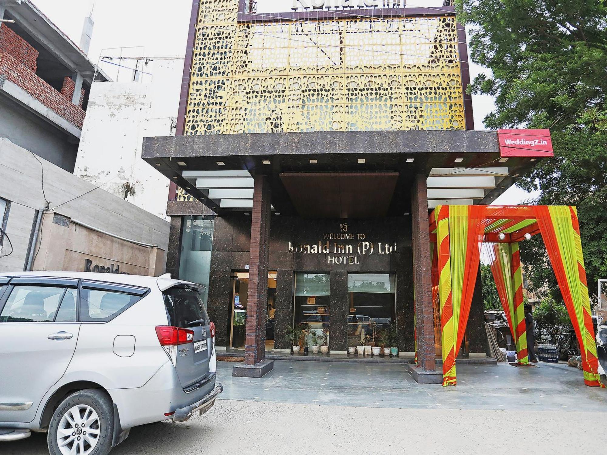 Fabhotel Ronald Inn 法里达巴德 外观 照片