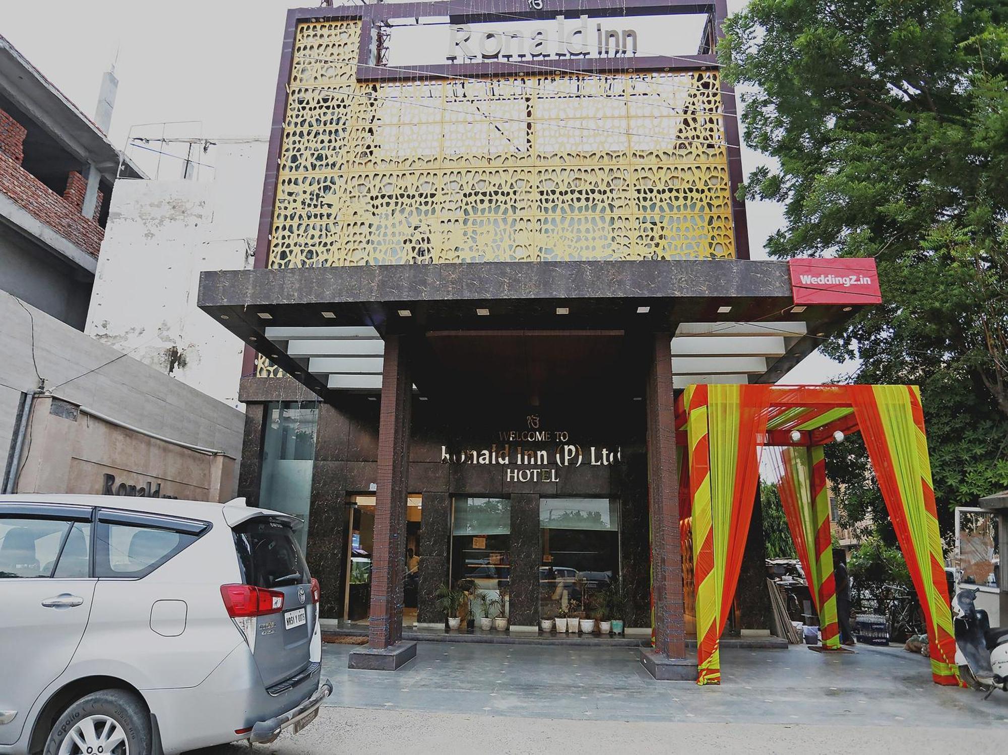 Fabhotel Ronald Inn 法里达巴德 外观 照片
