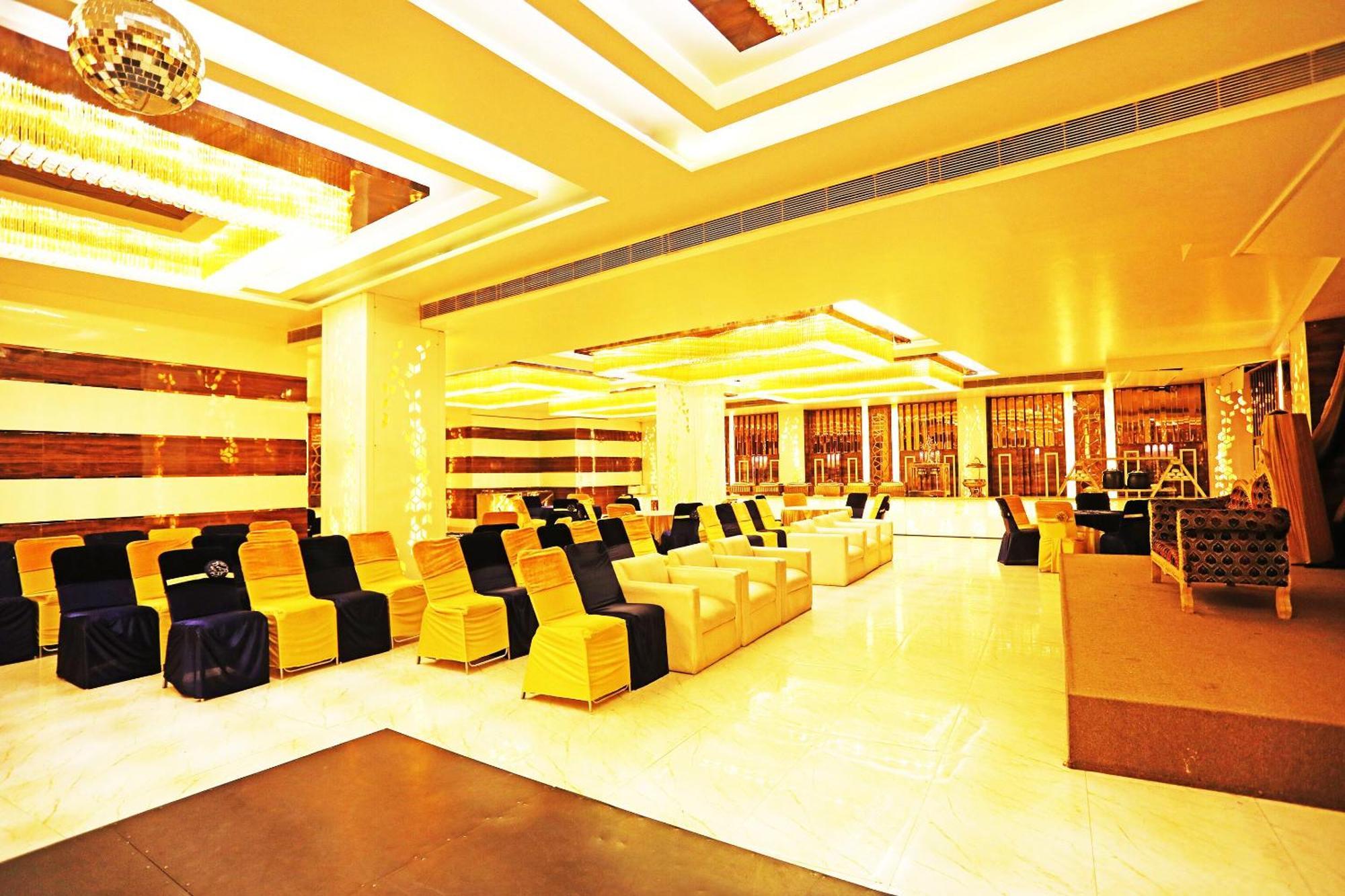 Fabhotel Ronald Inn 法里达巴德 外观 照片